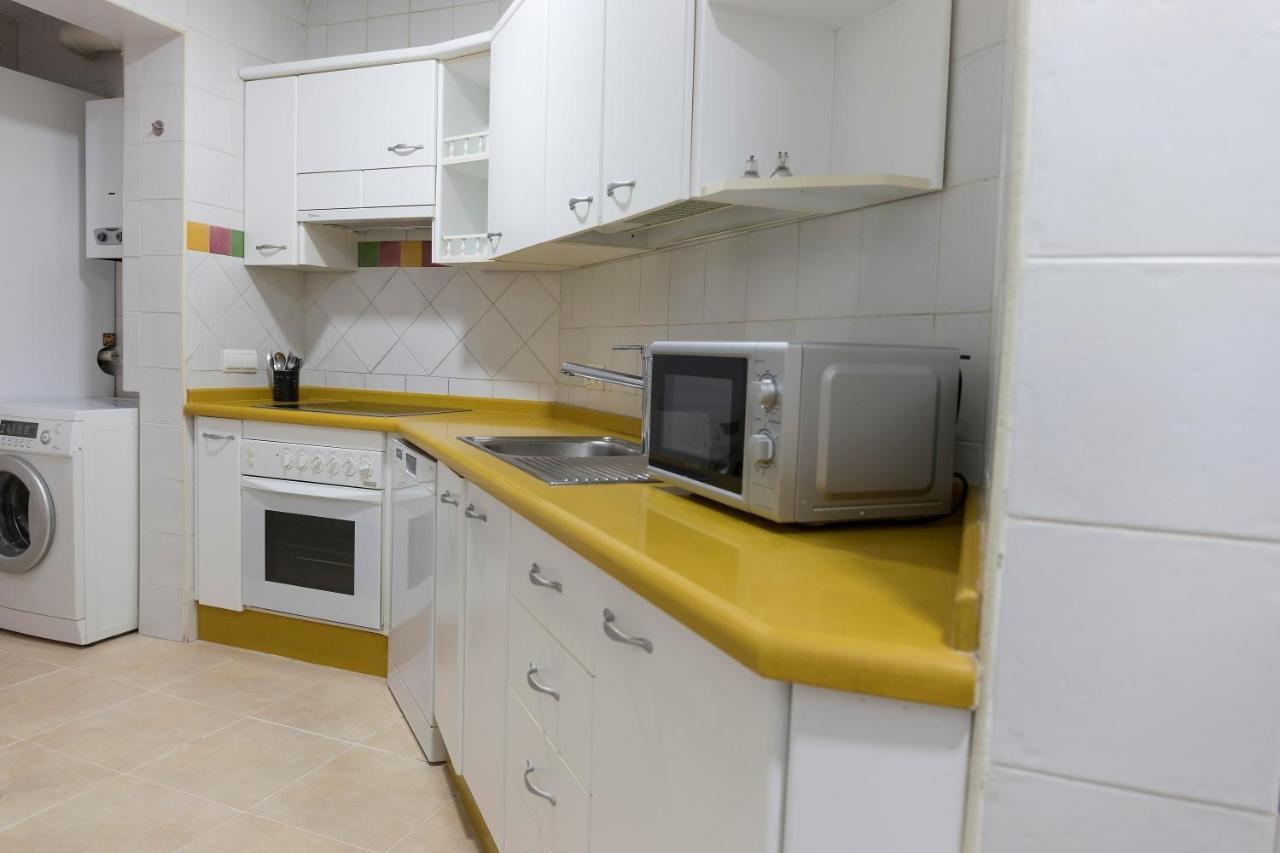 דירות הואלבה Titan, Edificio Hipercor, Con Parking מראה חיצוני תמונה